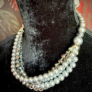 Elegant Silverstone and Faux Pearl Beaded Deadstock Necklace. New/Unworn